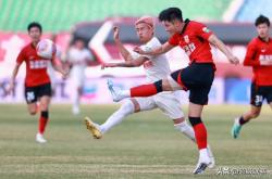 米兰体育app-关于跨境德比：延边富德出击，挑战长春亚泰主场霸气的信息