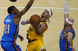 米兰体育网页版登录入口-步行者客场击败活塞获得三连胜