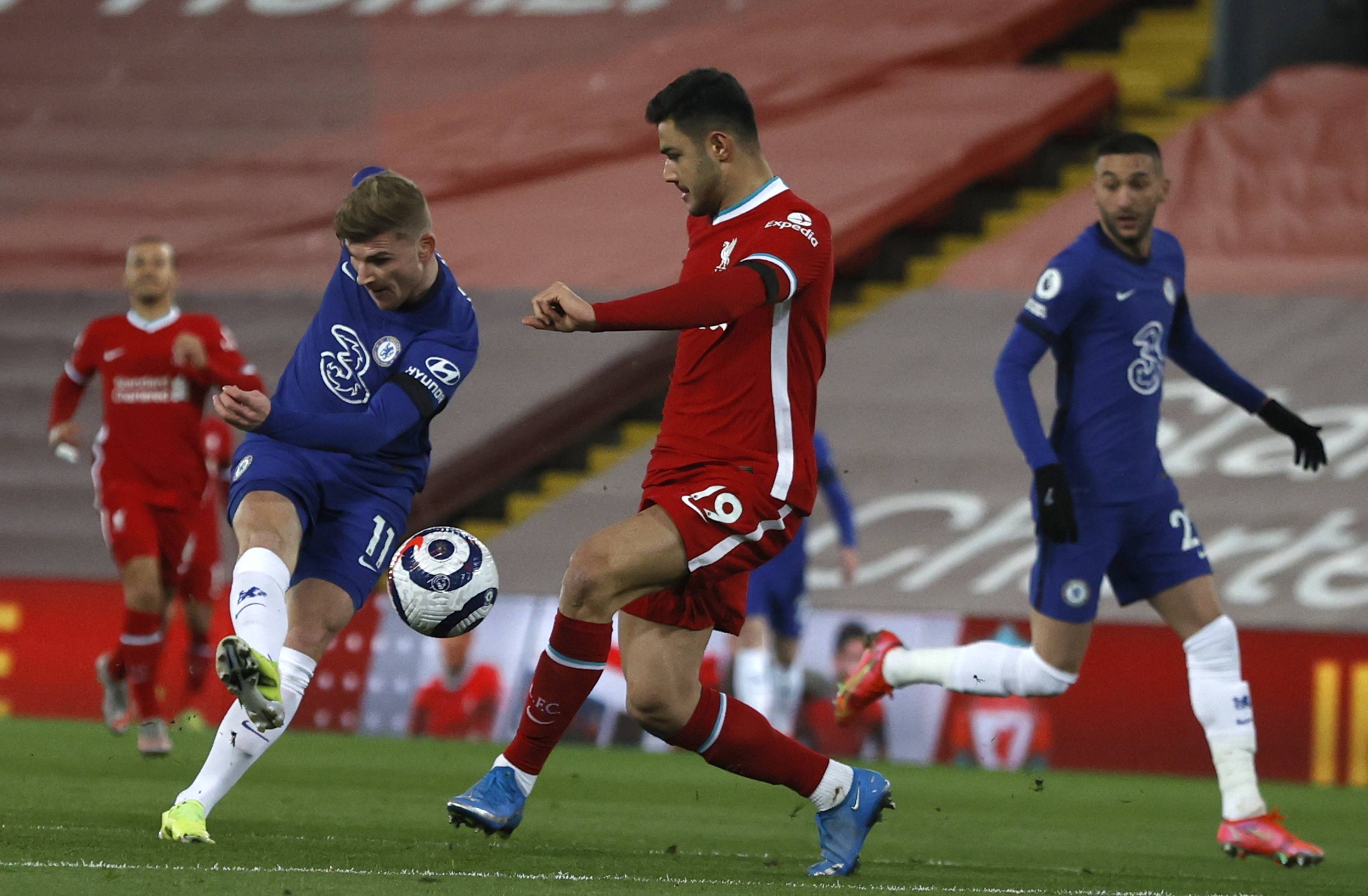 关于克鲁塞罗进攻火力强，凭借团队合作赢得比赛的信息