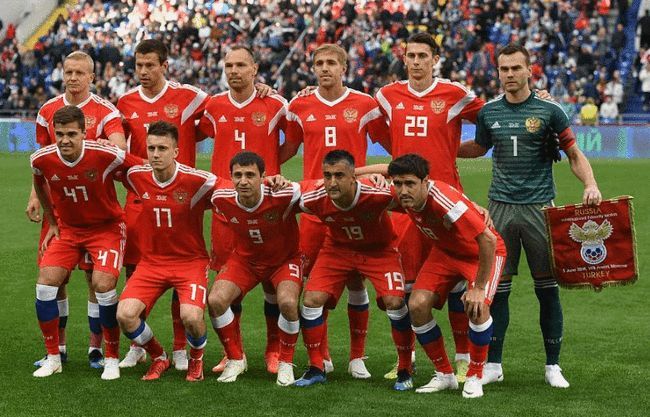 波斯尼亚和黑山队在预选赛中表现抢眼