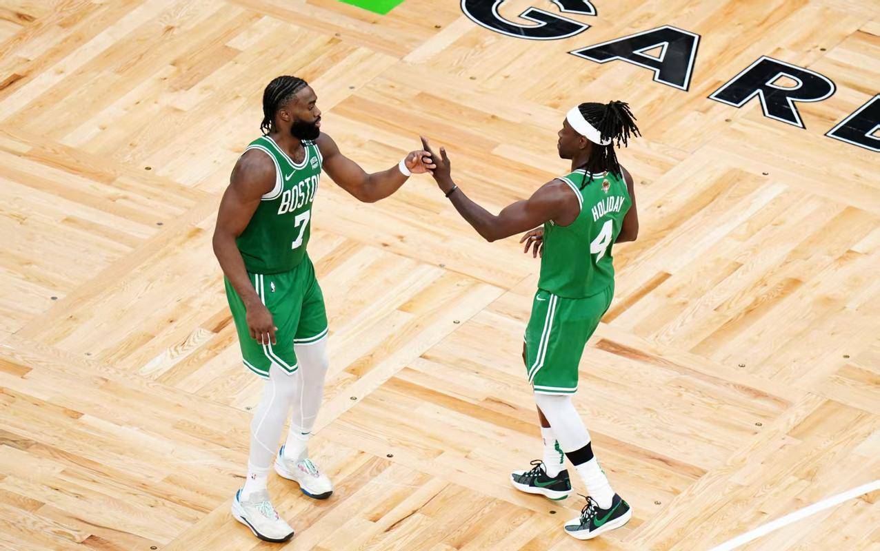 雄鹿擒凯尔特人,字母哥全场砍下35分 雄鹿擒凯尔特人,字母哥全场砍下35分