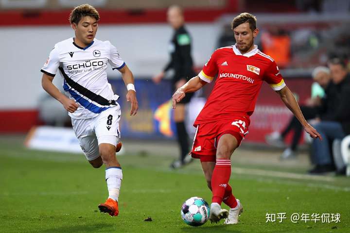 耶拿遭受失利,德甲保级形势变得越发严峻 耶拿遭受失利,德甲保级形势变得越发严峻