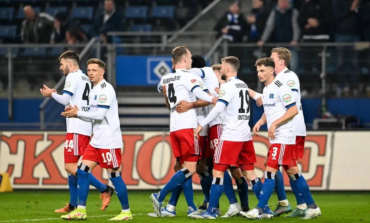 包含汉堡SV球员庆祝进球,赢得临时领先的词条 包含汉堡SV球员庆祝进球,赢得临时领先的词条