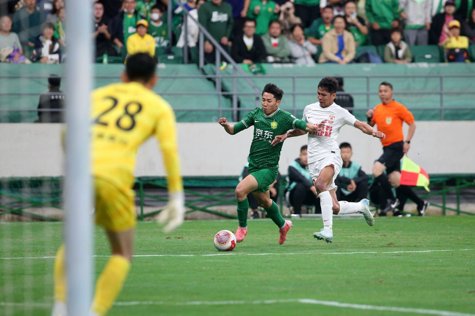 长春亚泰客场取胜大连一方，实现反击的简单介绍