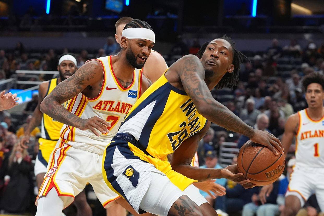 包含老鹰队在主场逆转对手，喜获一胜的词条